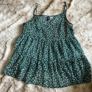 H&M‎ Divided Floral Tank Top